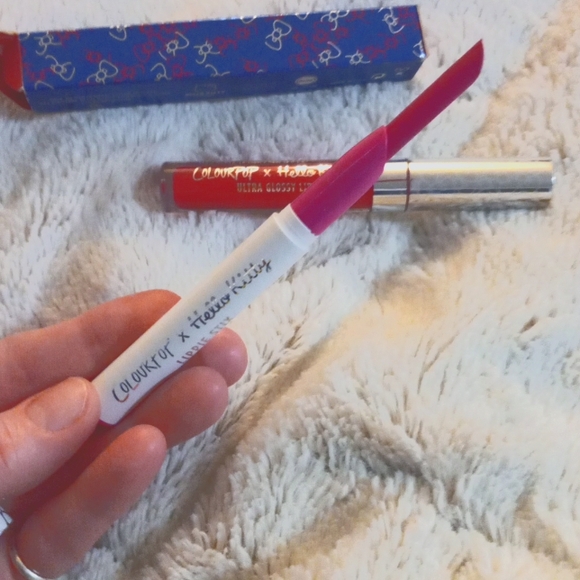 Rare ๐ Hello Kitty Colourpop ๐ - Picture 3 of 7